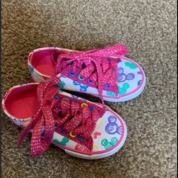 Girls Disney Shoes!! Bought at Magic Kingdom! - Picture 4 of 5